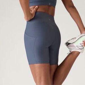 Athleta Interval Stash High Rise 7" Short Women’s Large Gray Biker Gym Workout